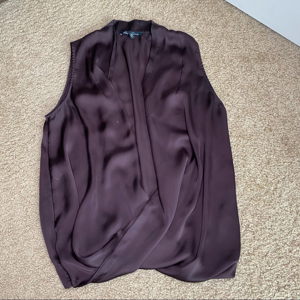 Vintage KENNETH COLE NYC PLUM SILKY SLEEVELESS BLOUSE M